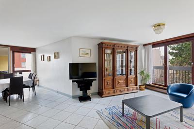 Appartement - 100 m² - 5 pièces