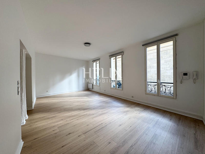 Appartement - 111 m² - 5 pièces