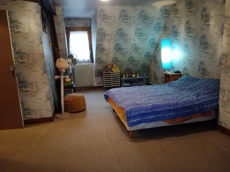 Maison - 102 m² - 4 pièces