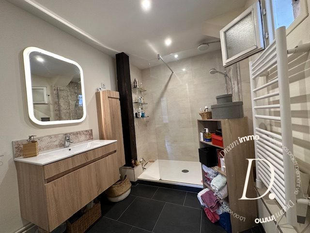 Maison ancienne - 100 m² - 4 pièces