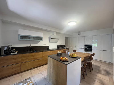 Maison - 109 m² - 4 pièces