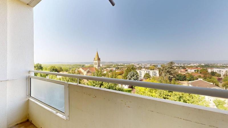 Appartement - 72 m² - 4 pièces