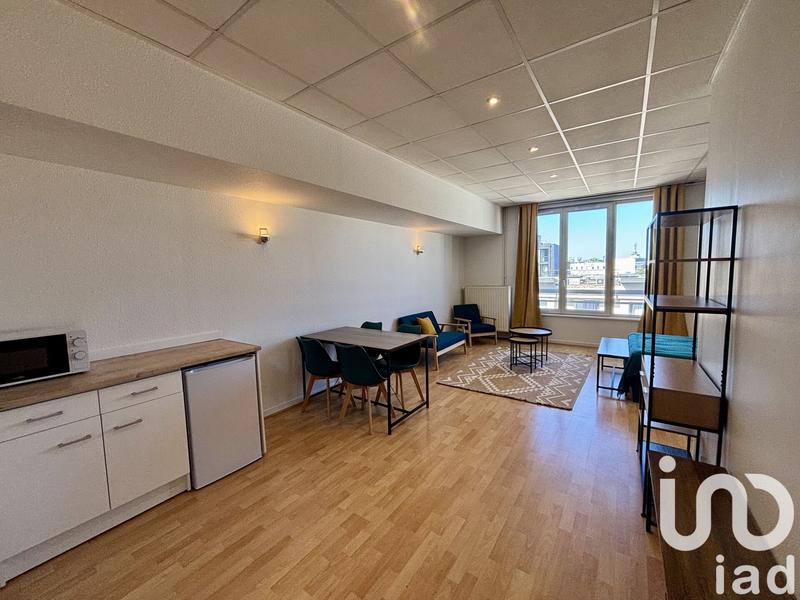 Studio - 37 m² - 1 pièce