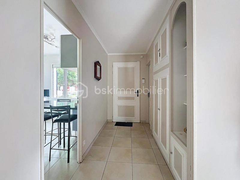 Maison - 107 m² - 6 pièces