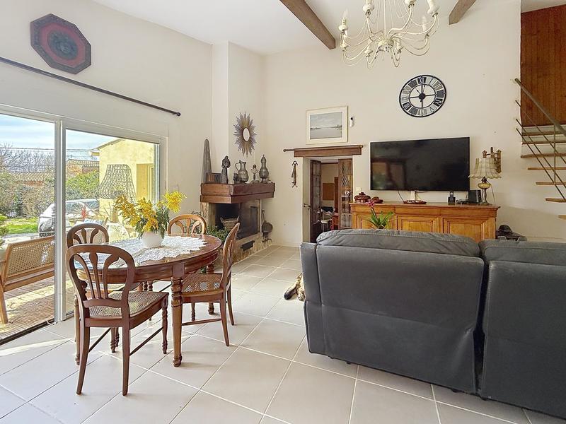 Villa - 180 m² - 6 pièces