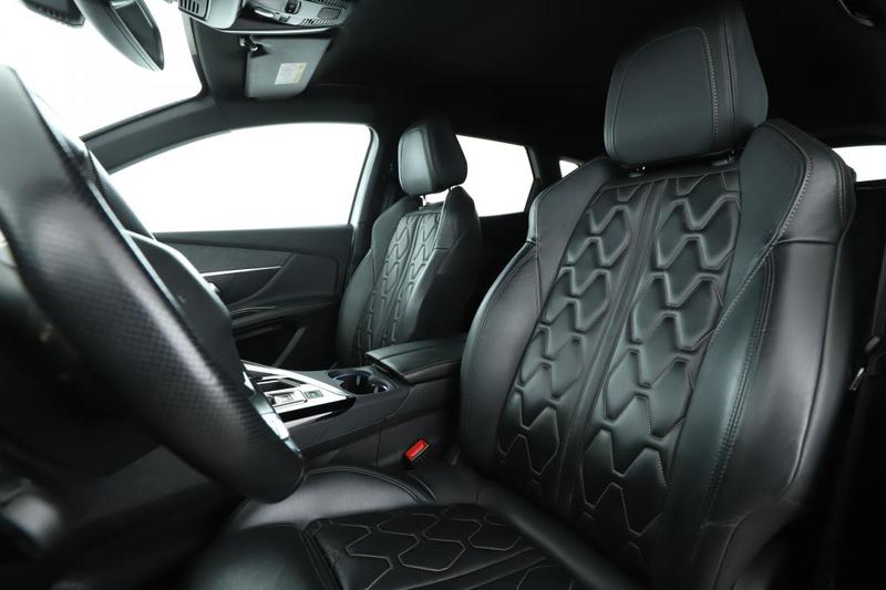 Peugeot 3008 1.5 Blue-HDi Gt Line Eat8 130 ch