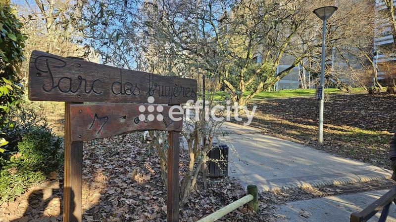 Appartement - 87 m² - 4 pièces