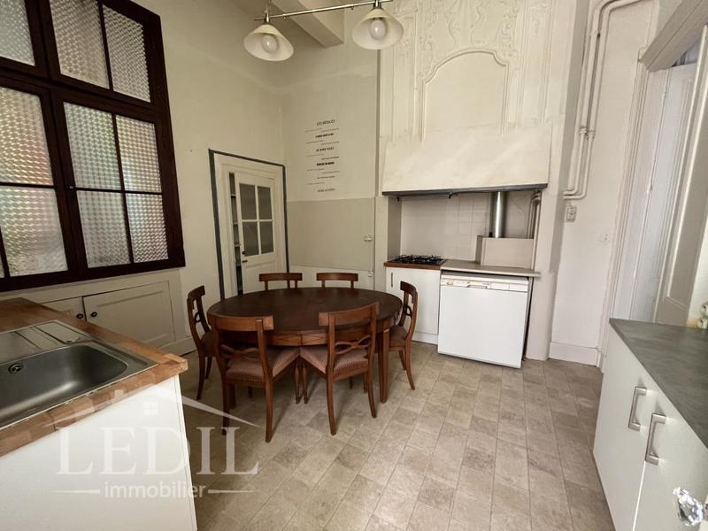 Appartement - 138 m² - 4 pièces