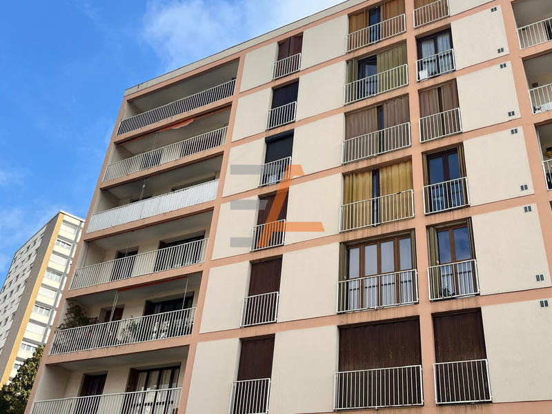 Appartement - 67 m² - 4 pièces