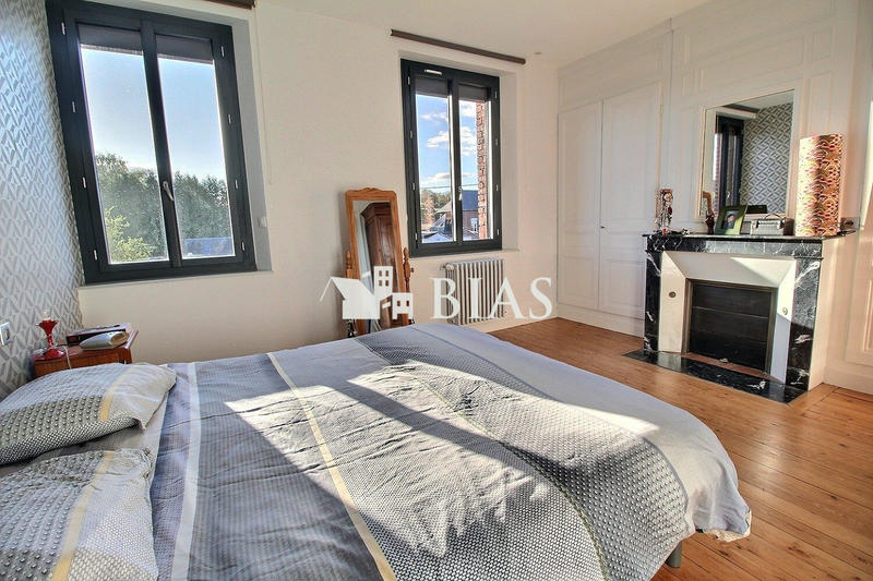 Maison - 190 m² - 7 pièces