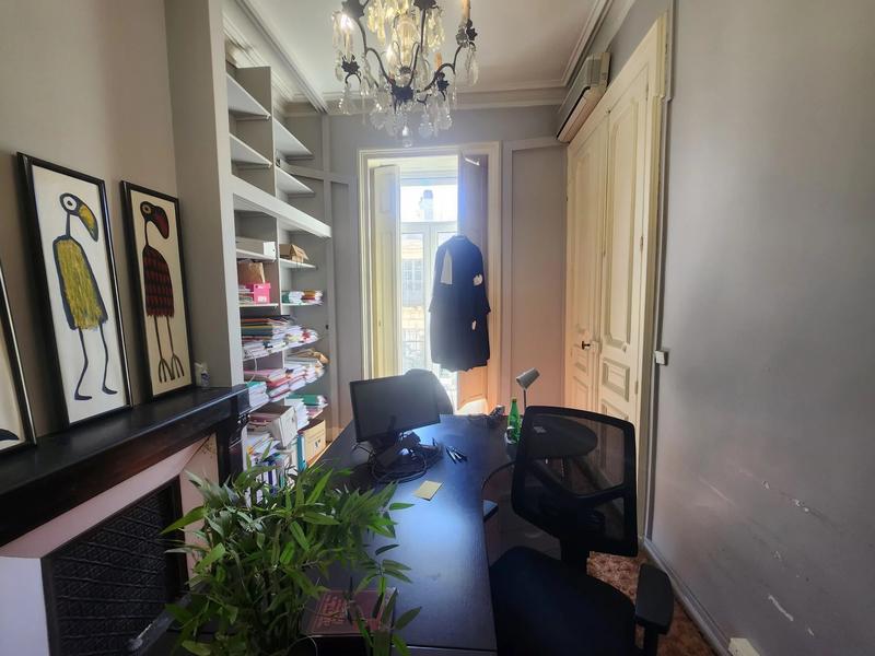 Bureau - 148 m² - 10 pièces