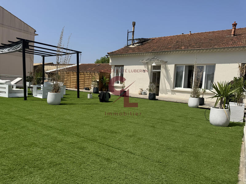 Maison - 99 m² - 3 pièces