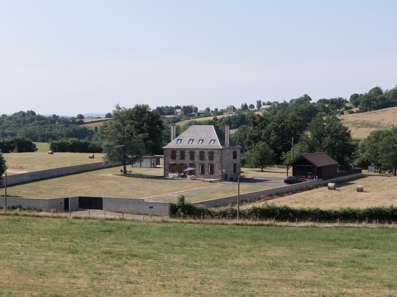 Maison - 302 m² - 8 pièces