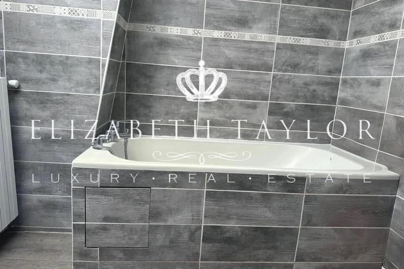 Maison de village - 87 m² - 3 pièces