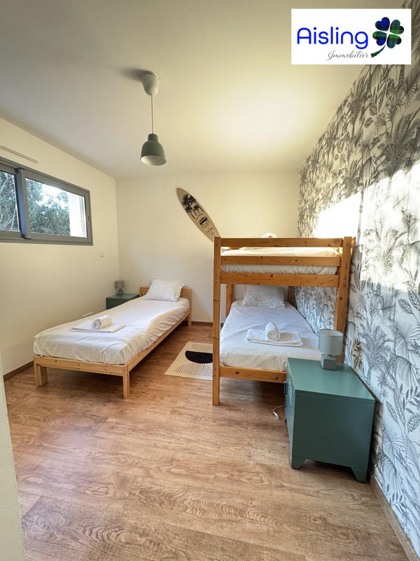 Maison contemporaine - 282 m² - 6 pièces