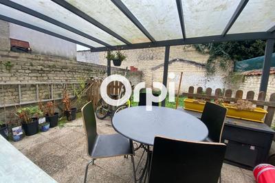 Maison - 121 m² - 5 pièces