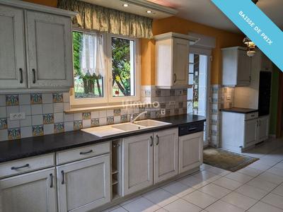 Maison - 140 m² - 5 pièces