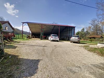 Maison de maîtres - 310 m² - 11 pièces