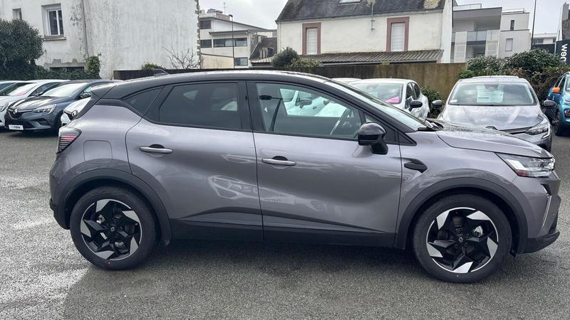 Renault Captur E-Tech full hybrid 145 ch Techno
