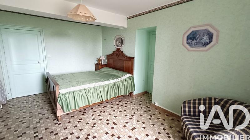 Maison - 161 m² - 8 pièces