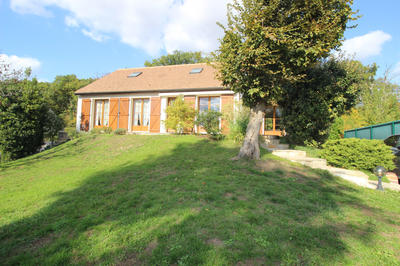 Maison - 141 m² - 6 pièces