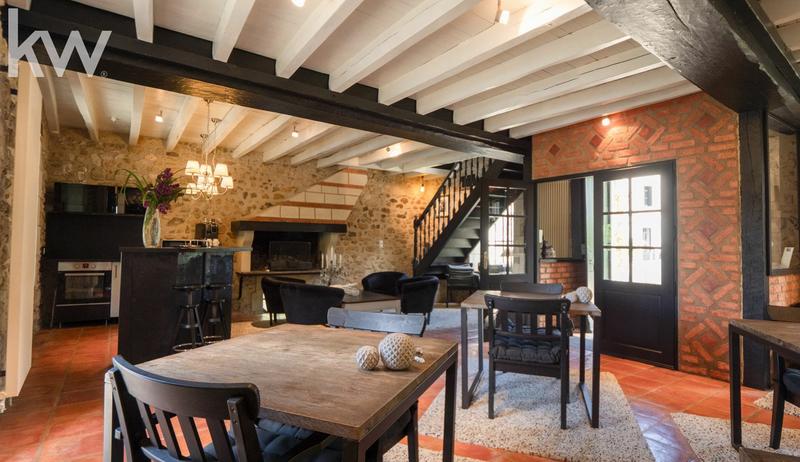 Moulin - 500 m² - 14 pièces