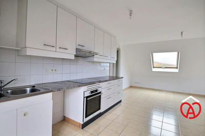 Appartement - 93 m² - 3 pièces