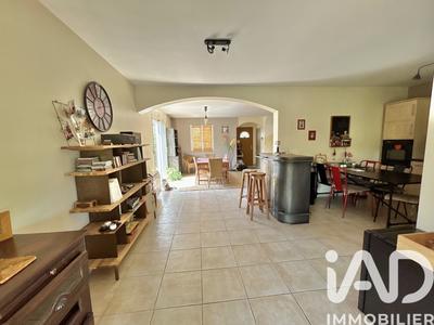 Maison - 140 m² - 5 pièces