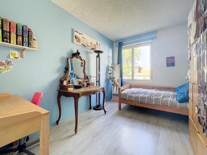 Appartement - 82 m² - 4 pièces