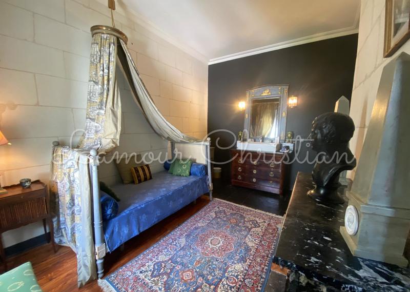 Maison - 360 m² - 13 pièces