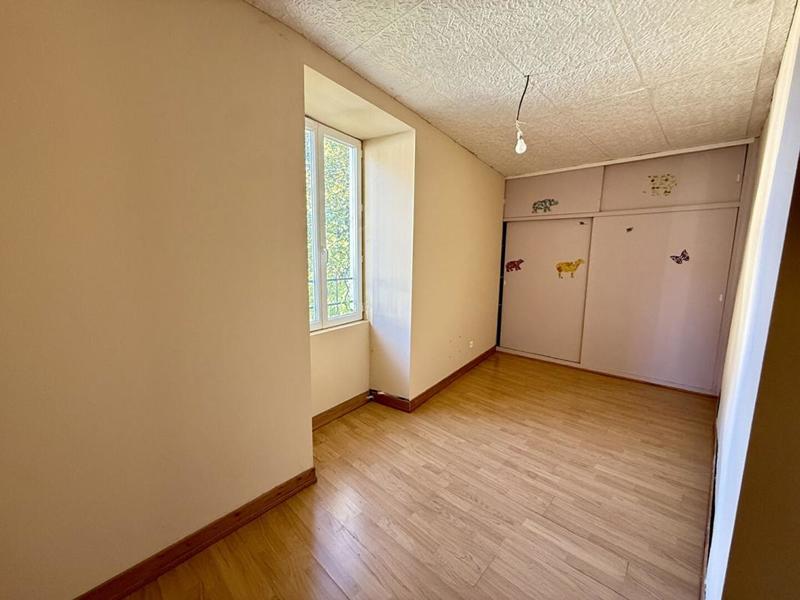 Maison - 101 m² - 5 pièces