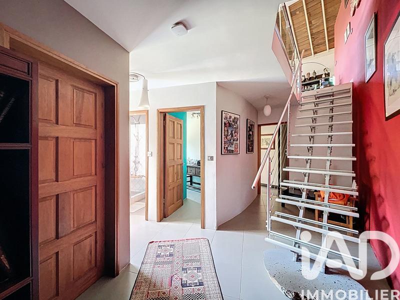 Maison - 252 m² - 6 pièces