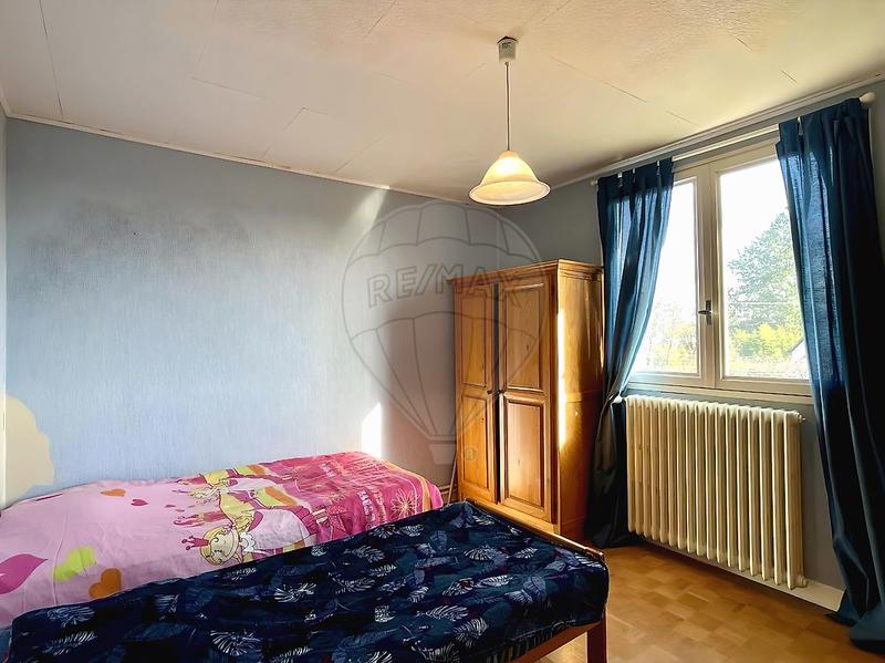 Maison - 142 m² - 5 pièces