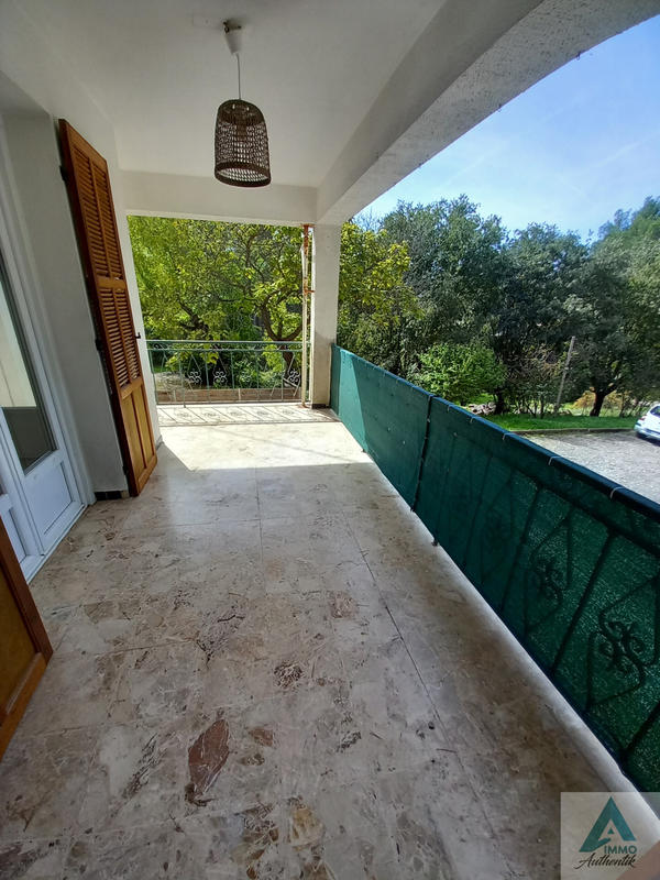 Appartement - 108 m² - 5 pièces