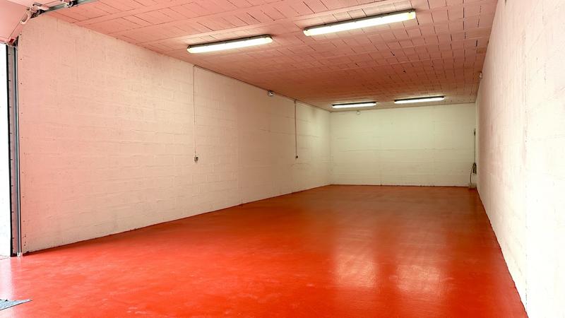 Entrepôt - 157 m²