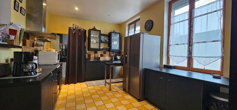 Maison de maîtres - 181 m² - 7 pièces