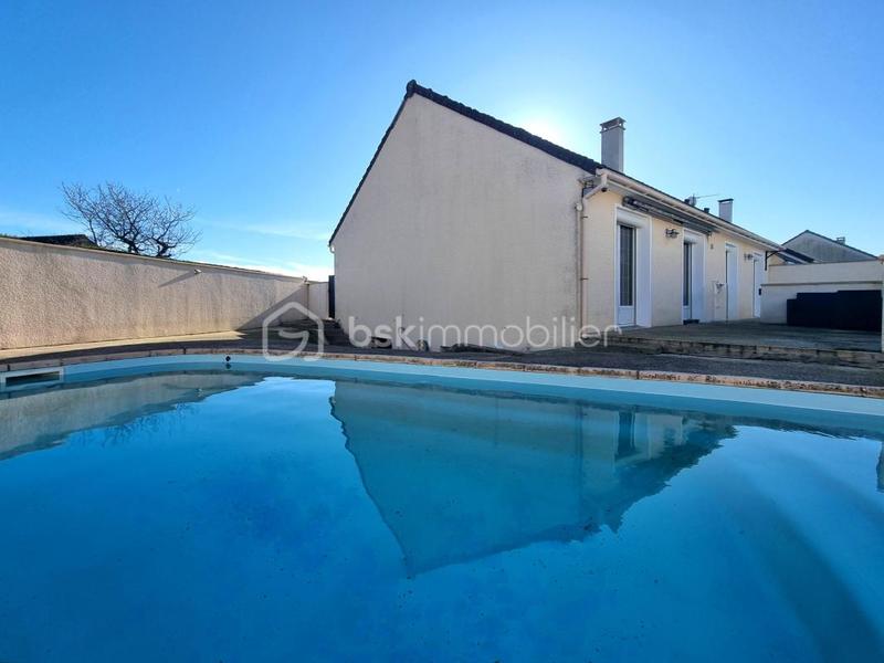 Maison traditionnelle - 138 m² - 6 pièces