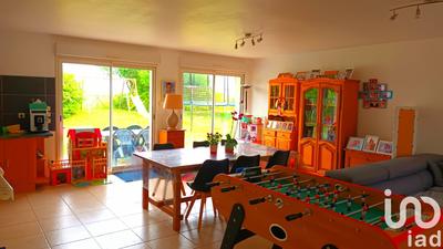 Maison - 92 m² - 4 pièces