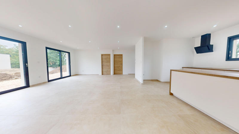 Maison - 95 m² - 4 pièces