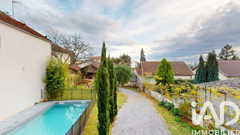 Maison de ville - 286 m² - 8 pièces