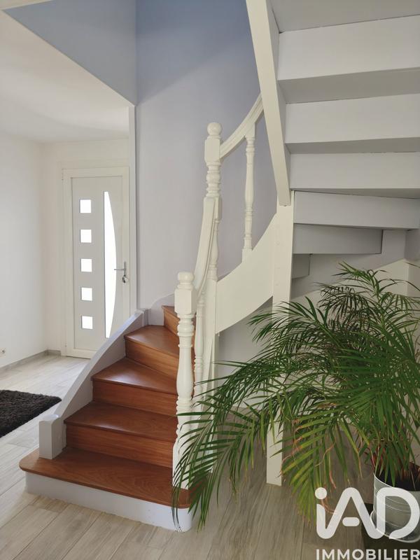 Maison - 190 m² - 7 pièces