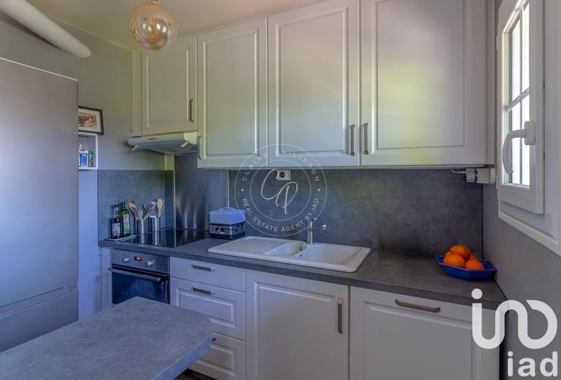 Maison - 97 m² - 6 pièces