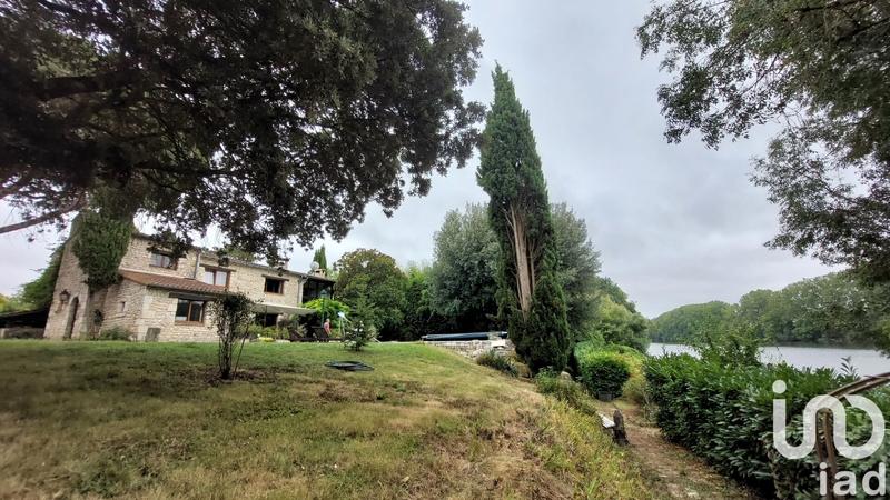 Maison - 282 m² - 8 pièces