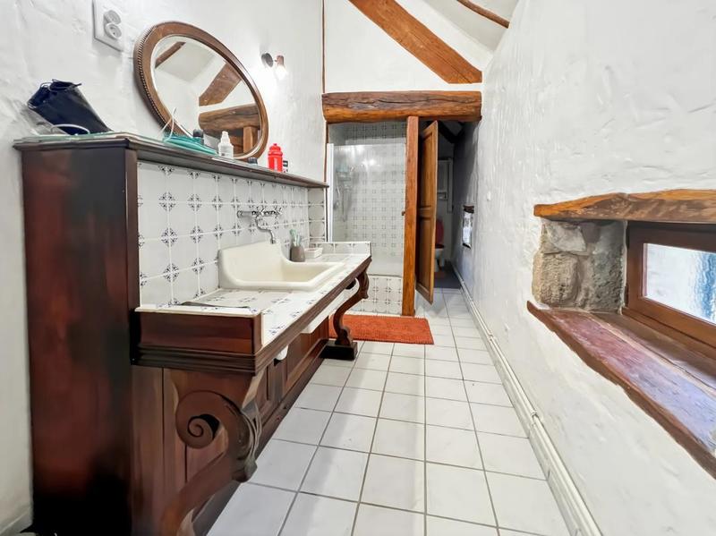 Maison - 198 m² - 6 pièces