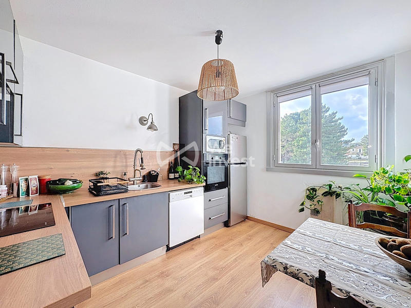 Appartement - 79 m² - 3 pièces