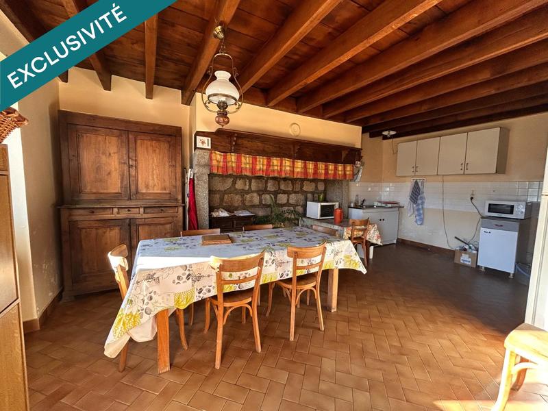 Maison - 94 m² - 4 pièces