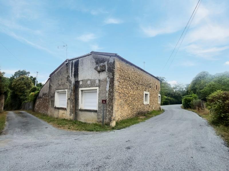 Maison de village - 85 m² - 3 pièces