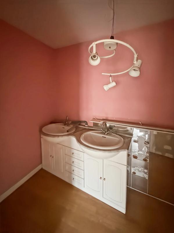 Maison - 189 m² - 8 pièces