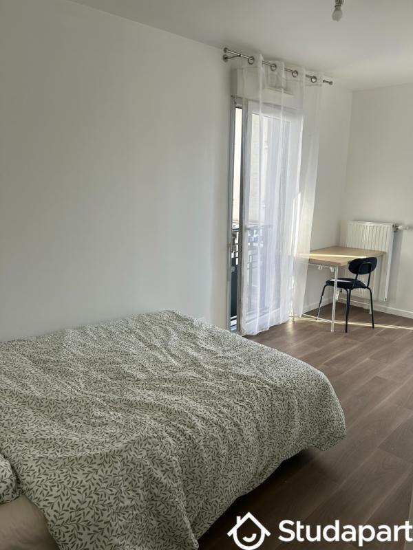 Chambre - 12 m² - 1 pièce
