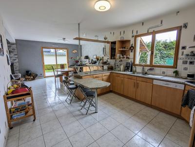 Maison - 153 m² - 6 pièces